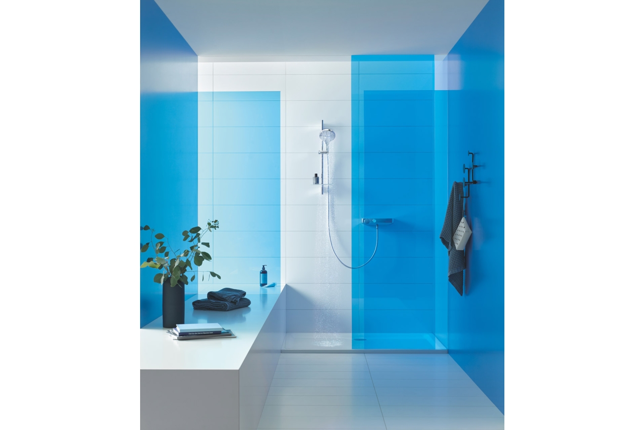 Душевой гарнитур GROHE Rainshower SmartActive 150 с мыльницей, 3 режима струи, душевая штанга 600 мм, 9,5 л/мин, хром (26592000)