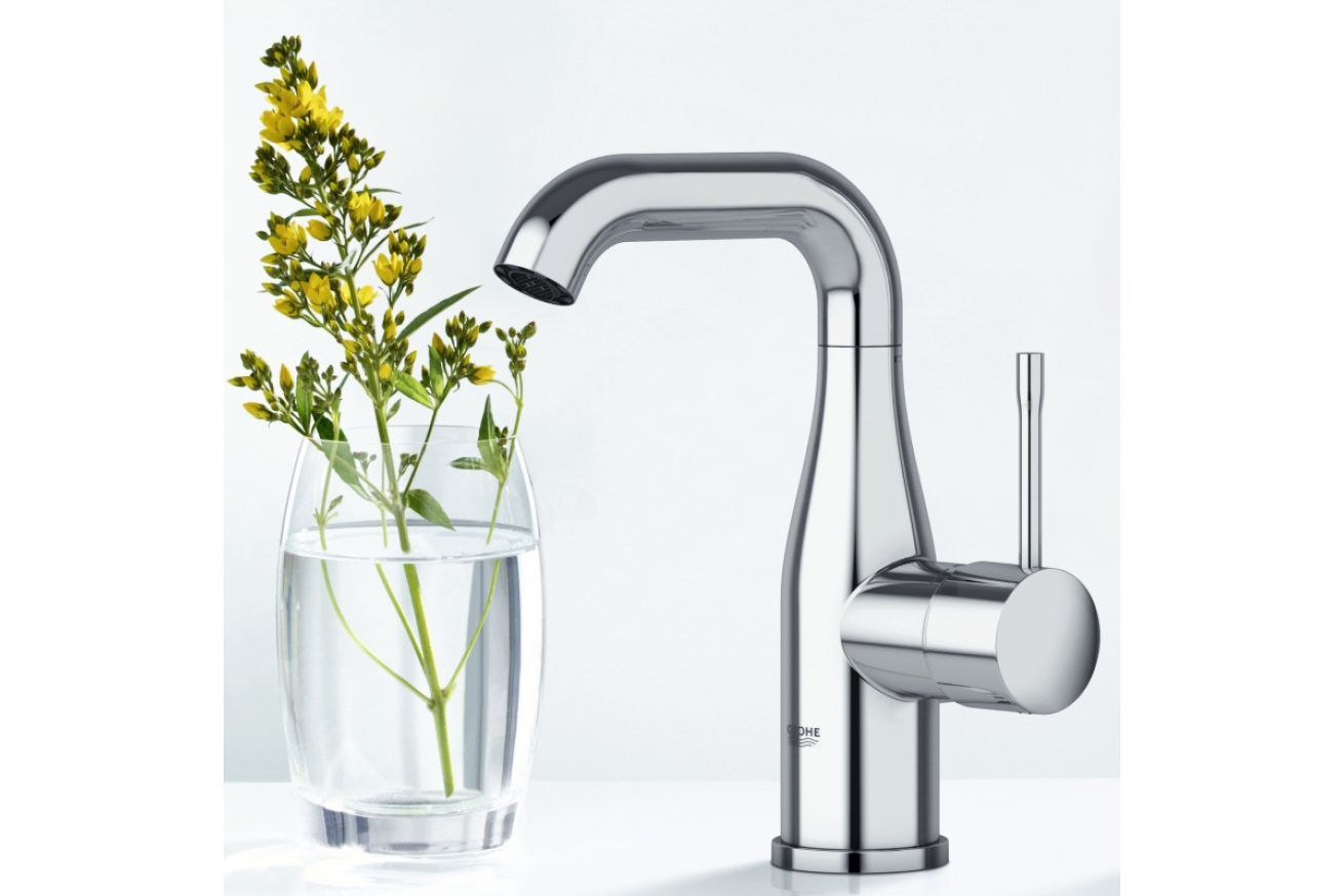 Смеситель для раковины GROHE Essence с цепочкой, M-size, хром (23480001)