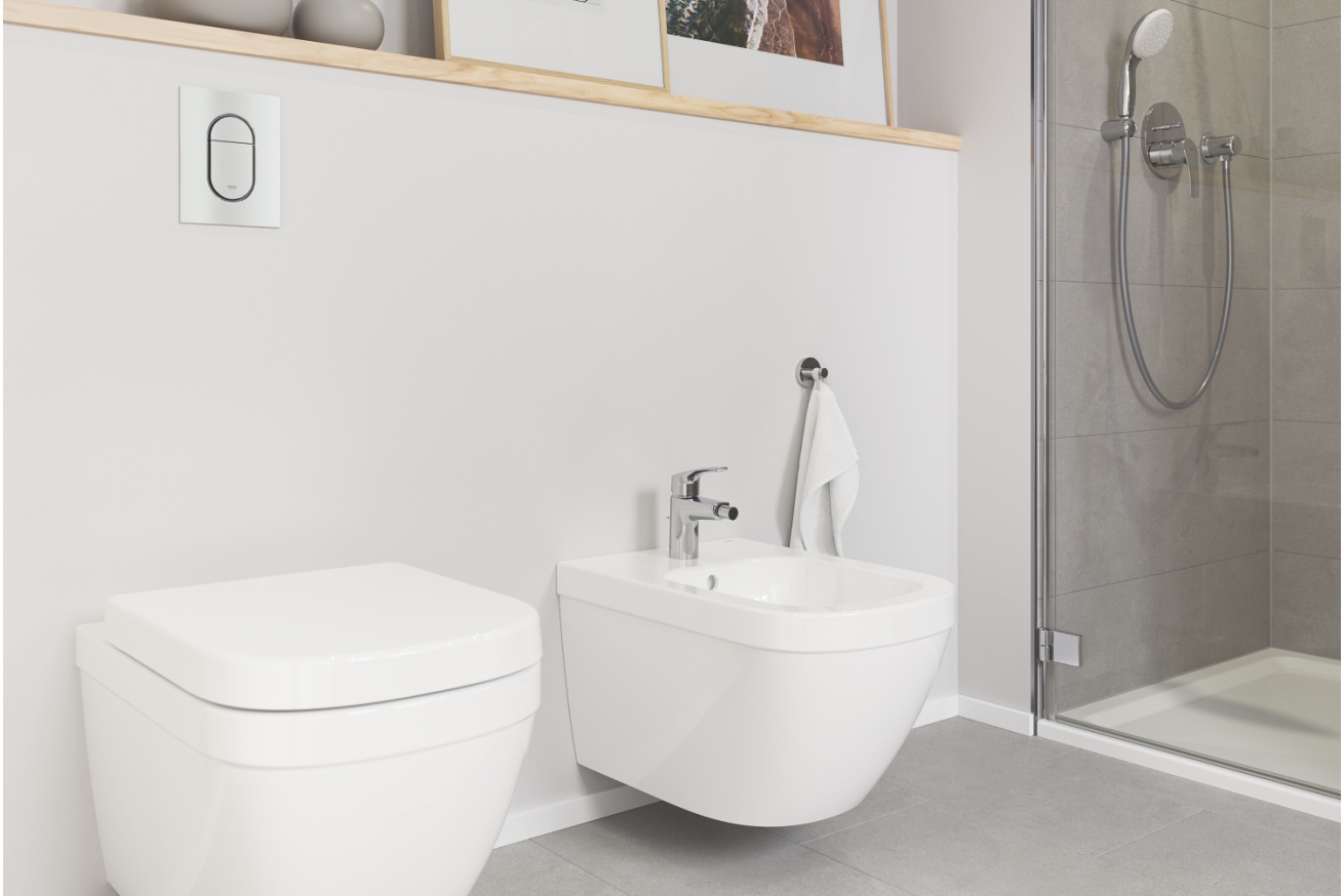 Внешняя часть смесителя для ванны GROHE Eurosmart, хром (24043003)