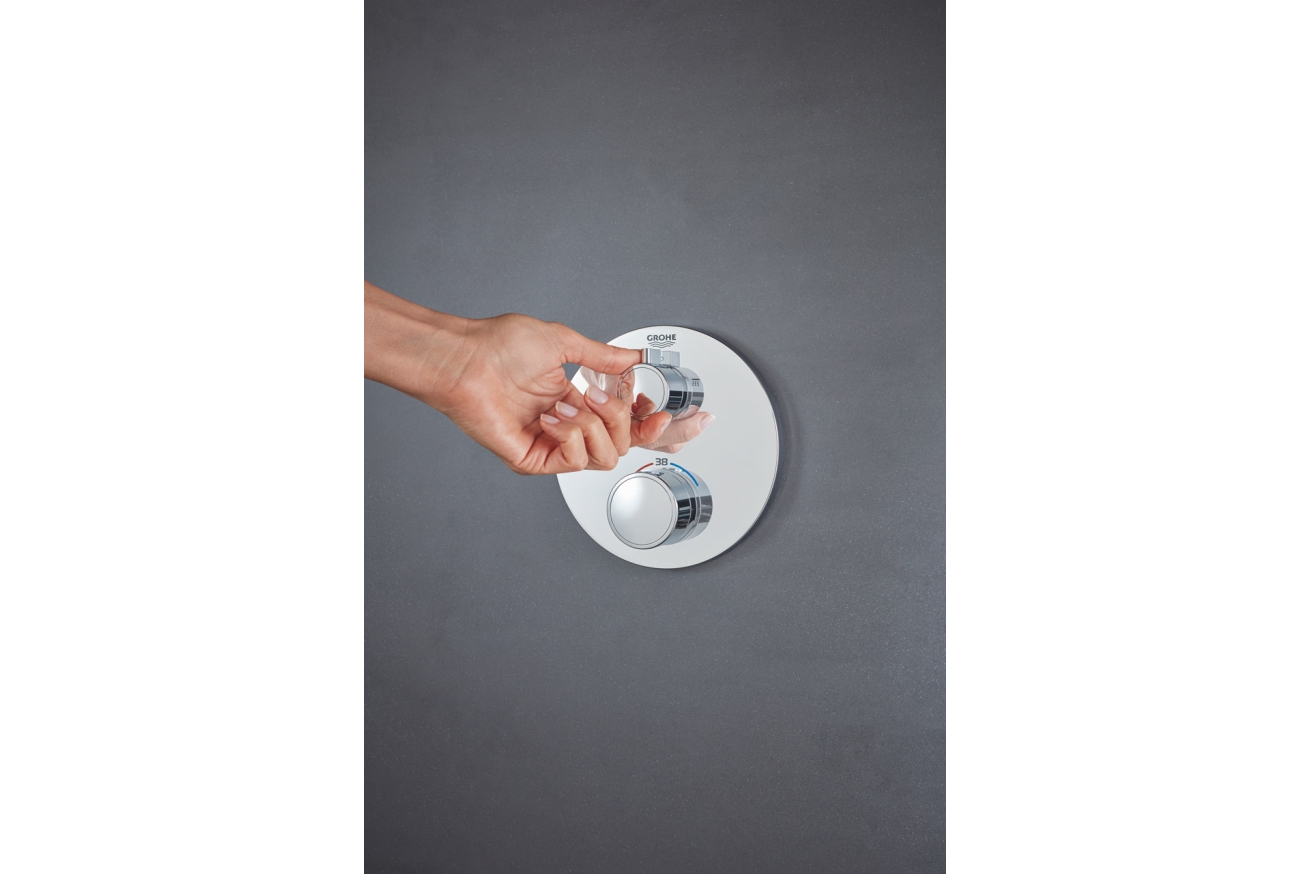 Внешняя часть термостата для душа GROHE Grohtherm на 2 потребителя, круглая, хром (24076000)