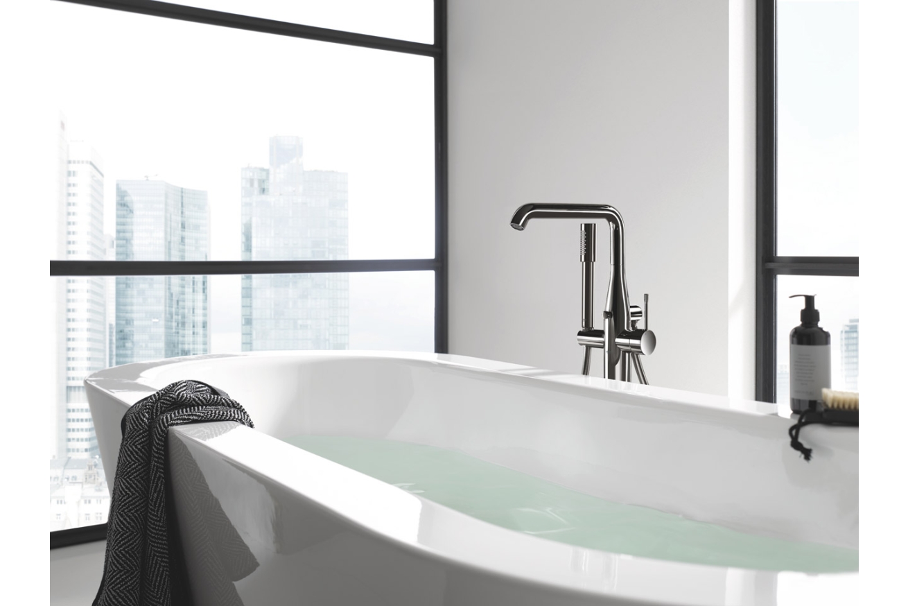 Внешняя часть смесителя для ванны GROHE Essence напольного монтажа, темный графит глянец (23491A01)