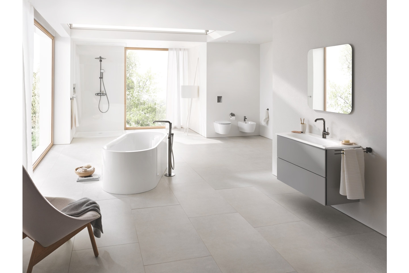 Внешняя часть смесителя для ванны GROHE Essence напольного монтажа, темный графит глянец (23491A01)
