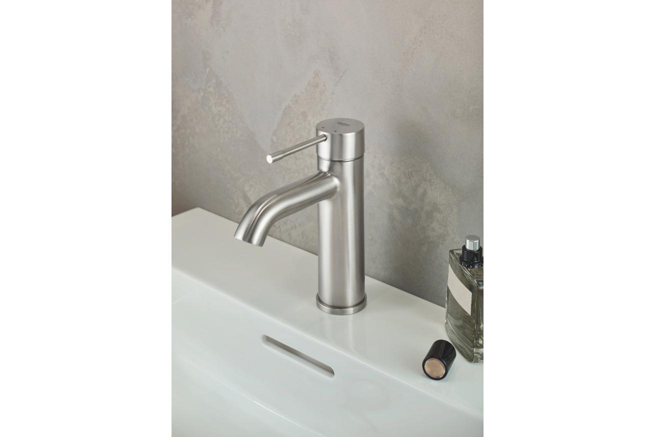 Смеситель для раковины GROHE Essence S-Size II с донным клапаном, суперсталь (23589DC1)