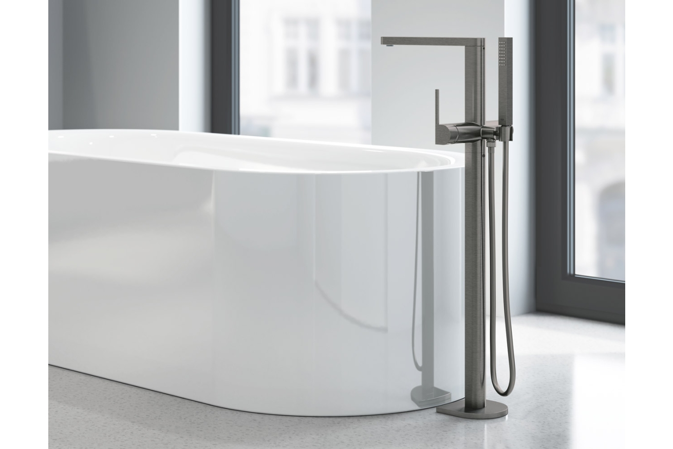 Внешняя часть смесителя для ванны GROHE Plus напольного монтажа, темный графит матовый (23846AL3)