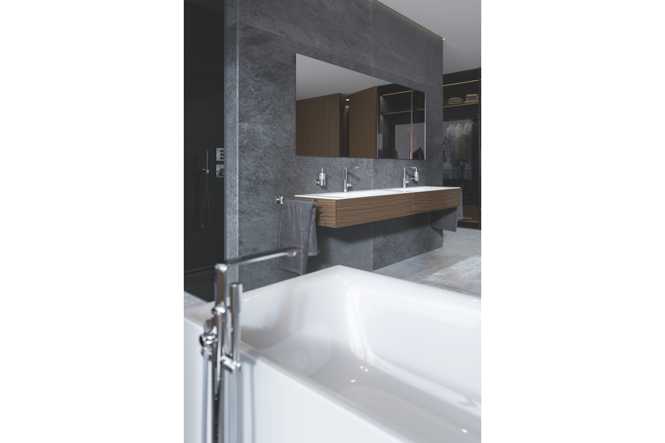 Внешняя часть смесителя для ванны GROHE Allure напольного монтажа, хром (25222001)