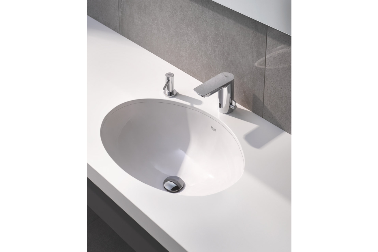 Смеситель для раковины GROHE BauCosmopolitan E инфракрасный, хром (36451000)