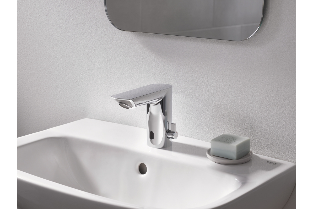 Смеситель для раковины GROHE BauCosmopolitan E инфракрасный, хром (36451000)
