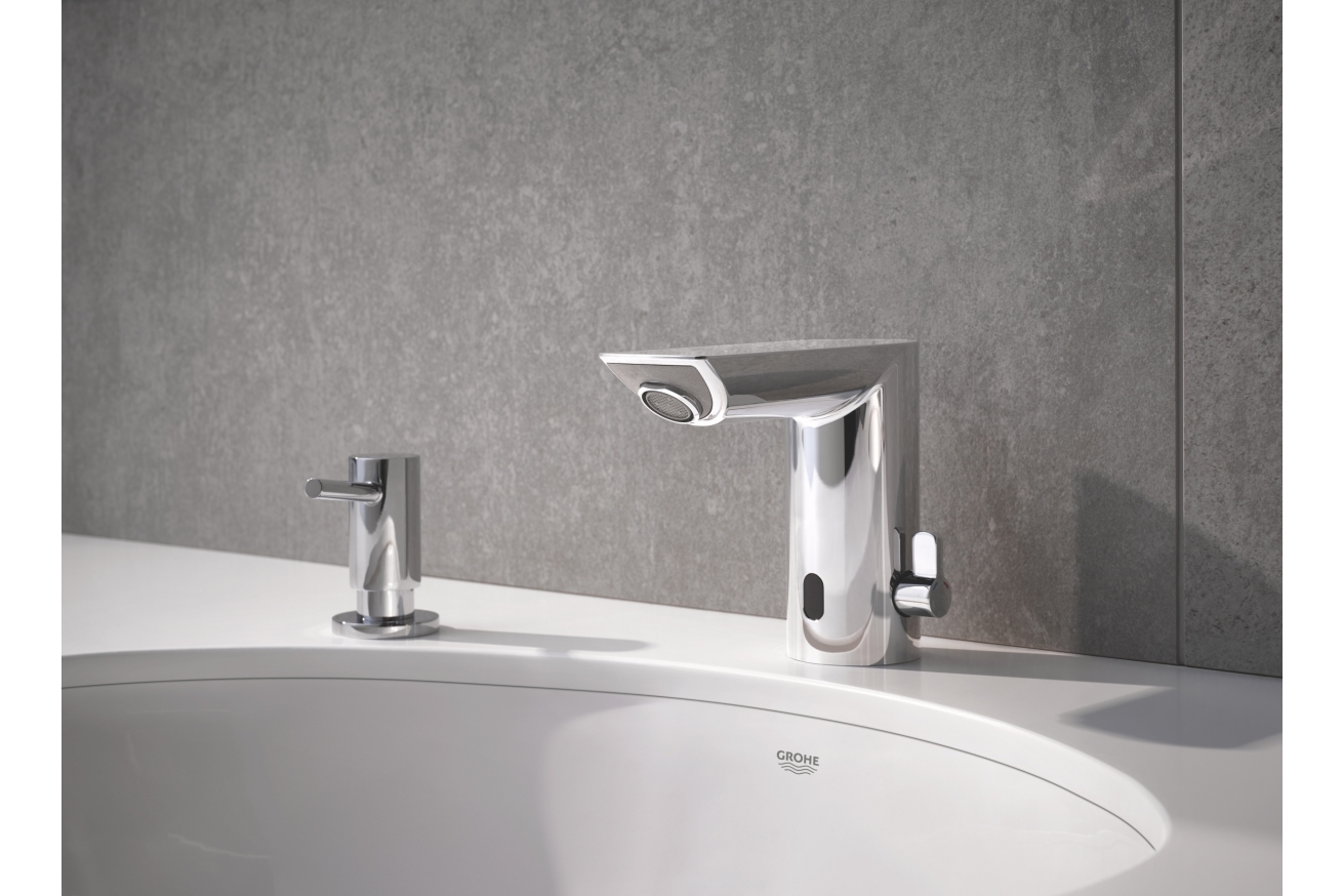 Смеситель для раковины GROHE BauCosmopolitan E инфракрасный, хром (36451000)