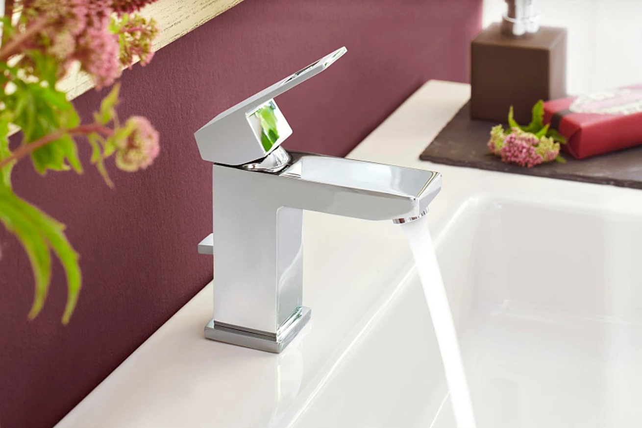 Смеситель для раковины GROHE Eurocube, S-size, хром (2339200E)