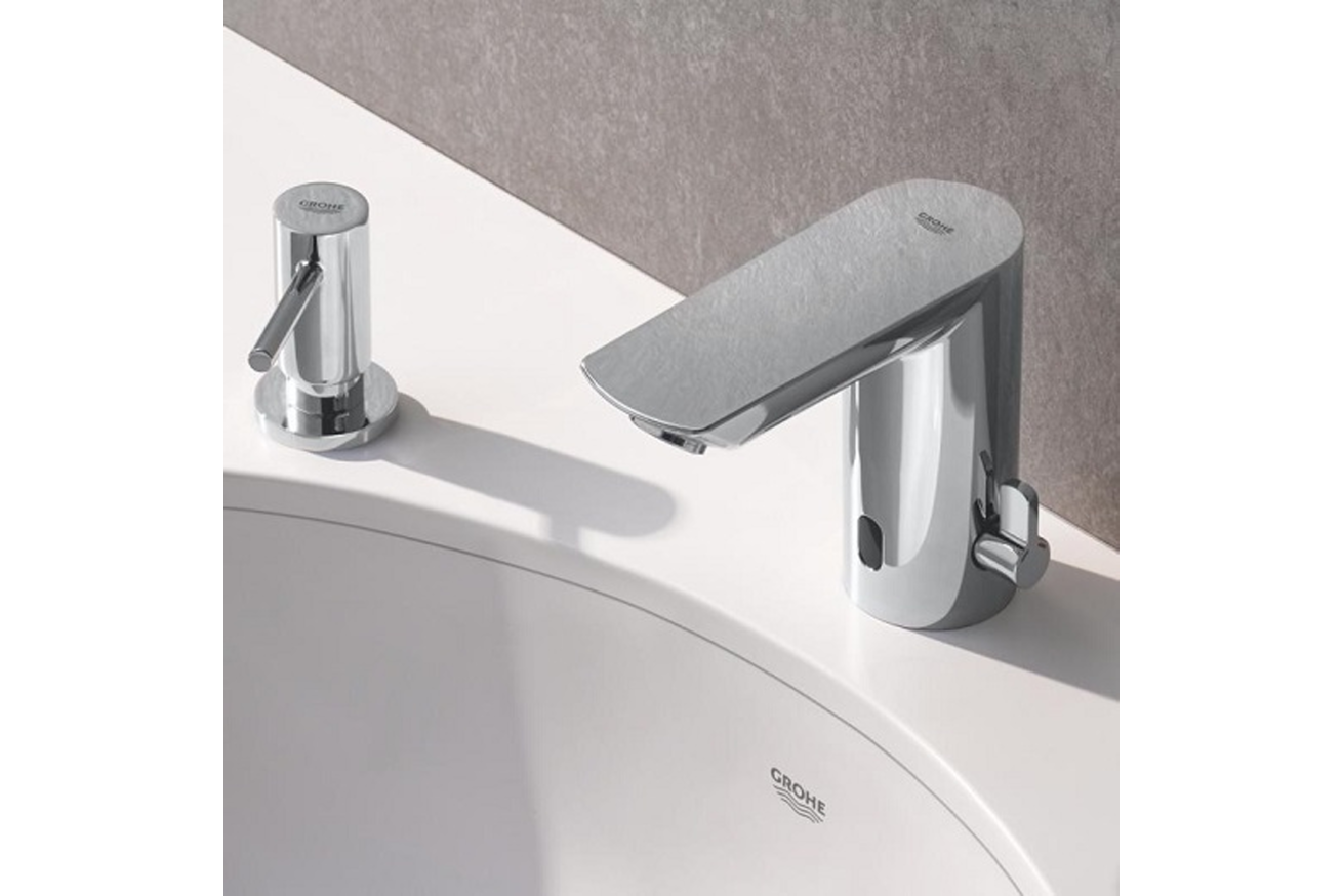 Смеситель для раковины GROHE BauCosmopolitan E инфракрасный, хром (36453000)