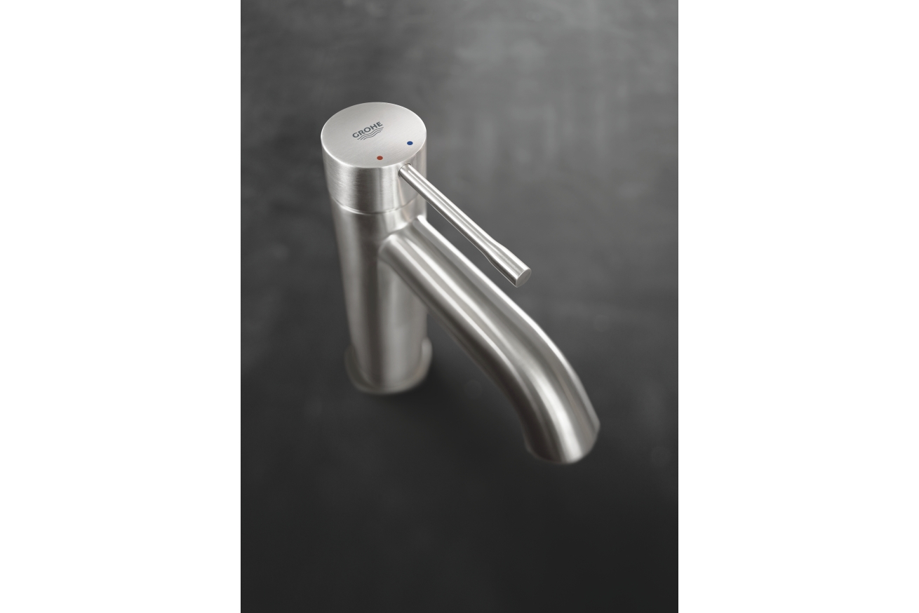 Смеситель для раковины GROHE Essence с донным клапаном, S-size, суперсталь (24171DC1)
