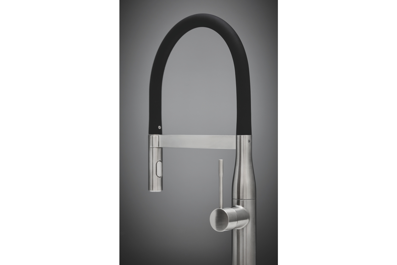 Смеситель для кухни GROHE Essence c профессиональным изливом, суперсталь (30503DC0)