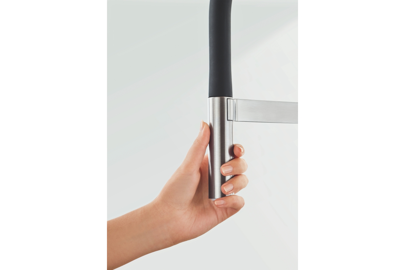 Смеситель для кухни GROHE Essence c профессиональным изливом, суперсталь (30503DC0)
