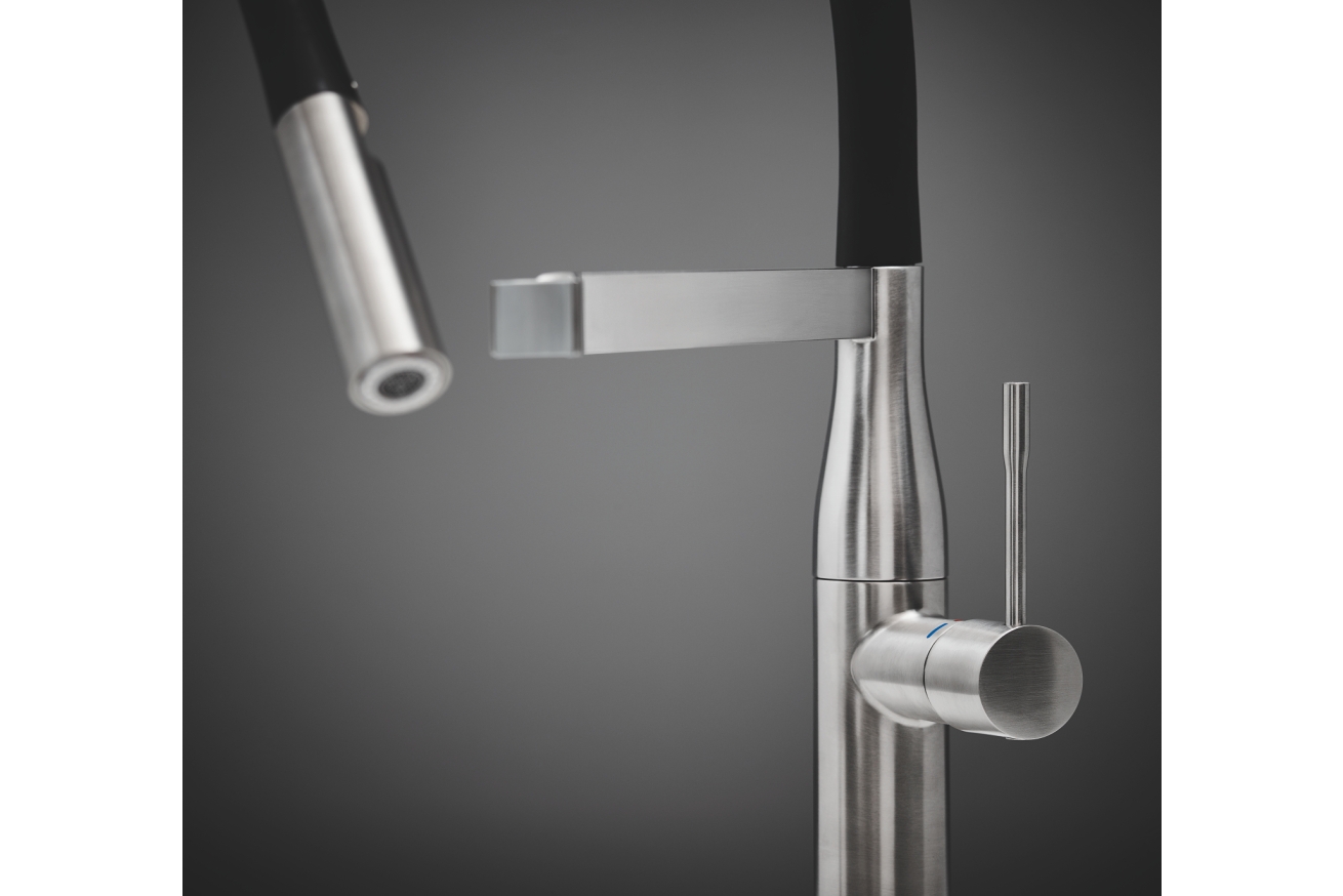 Смеситель для кухни GROHE Essence c профессиональным изливом, суперсталь (30503DC0)