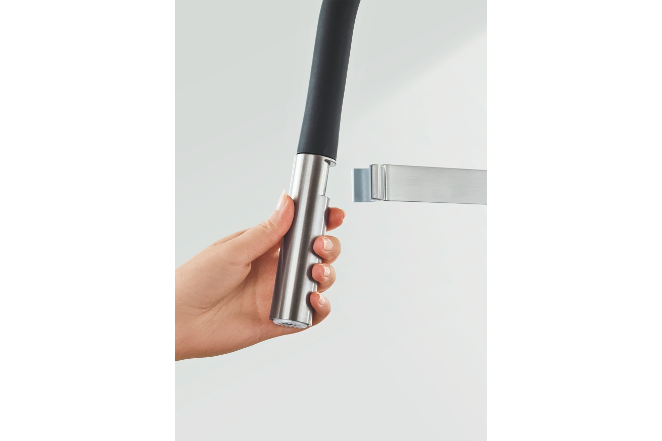 Смеситель для кухни GROHE Essence c профессиональным изливом, суперсталь (30503DC0)