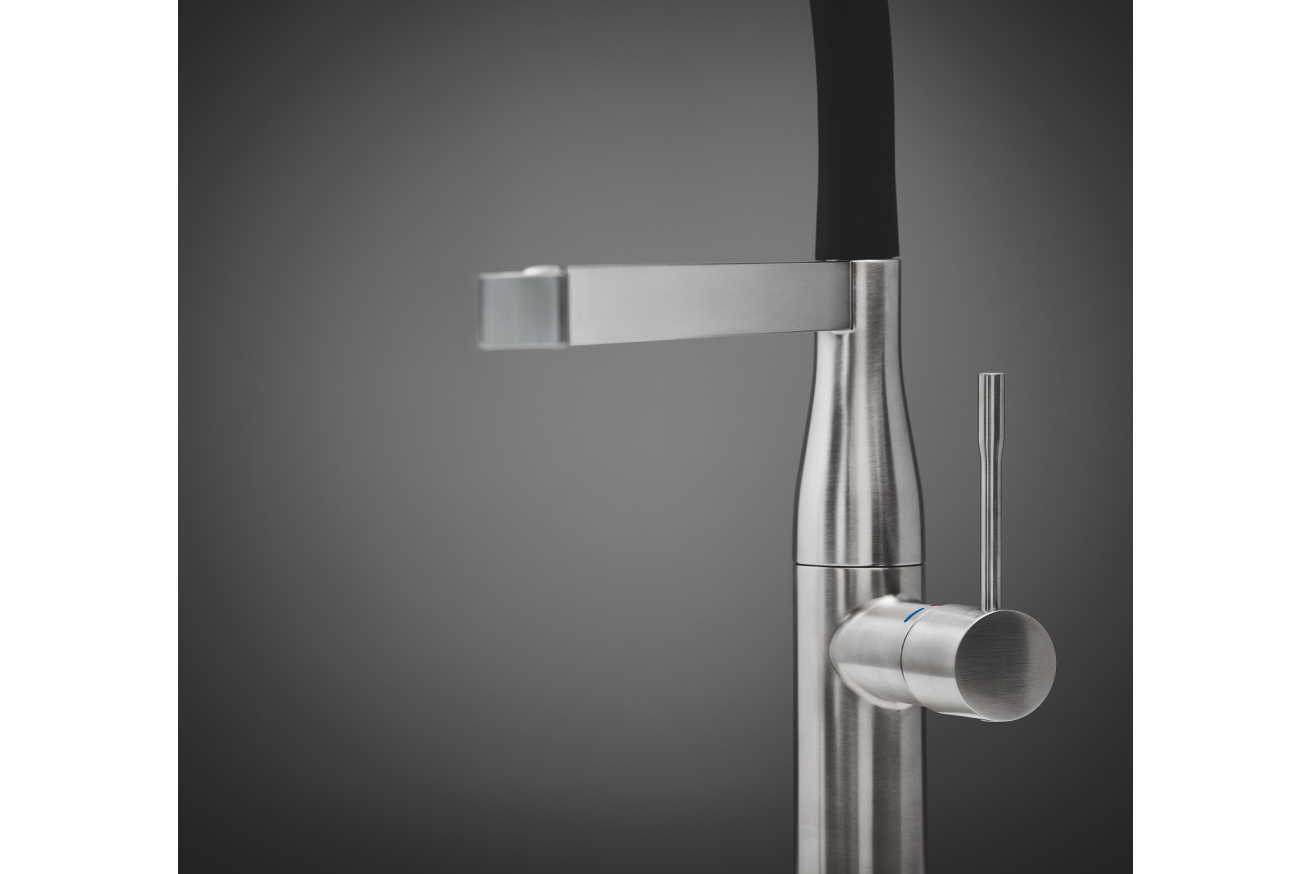 Смеситель для кухни GROHE Essence c профессиональным изливом, суперсталь (30503DC0)