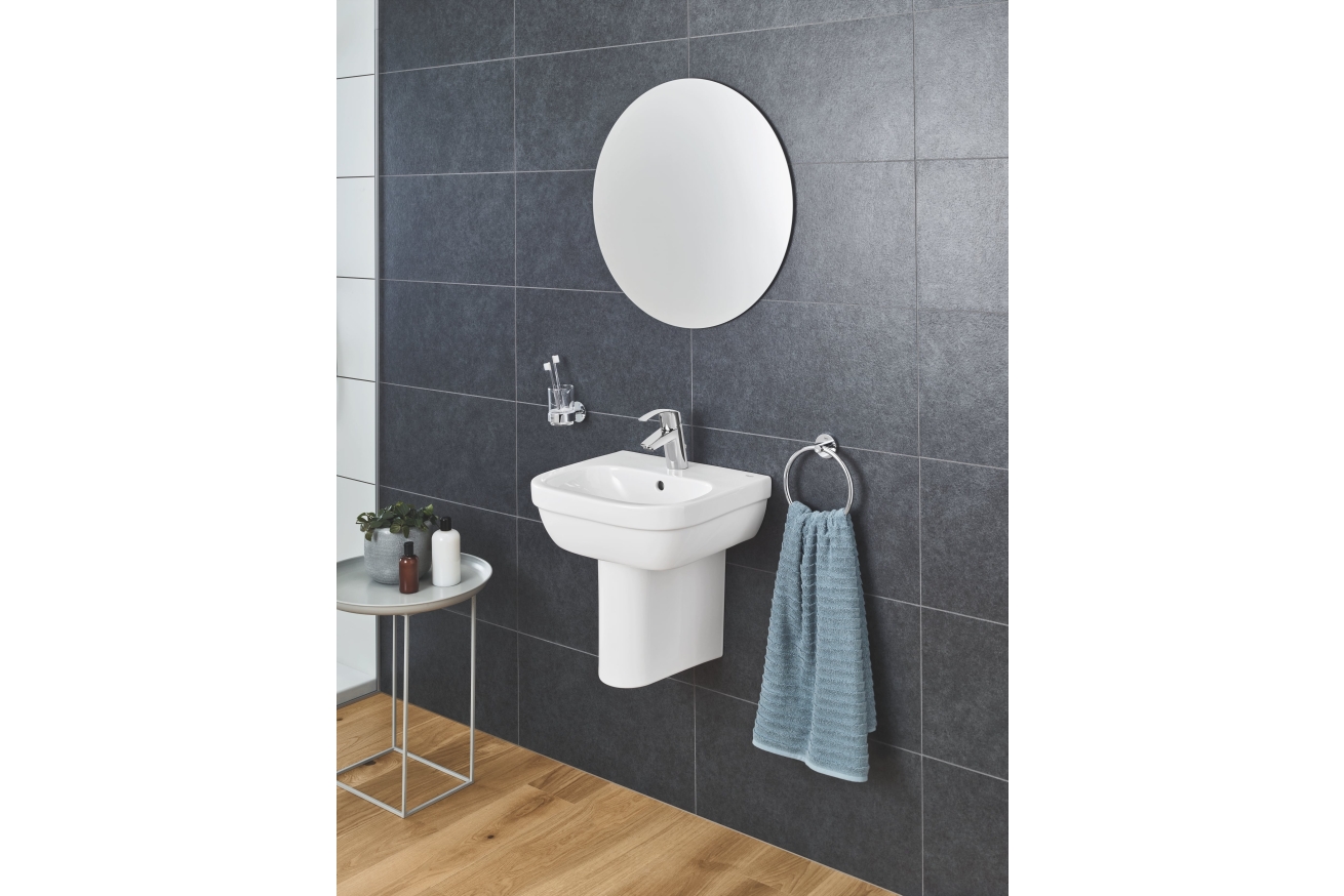 Мини-раковина GROHE Euro Ceramic с гигиеническим покрытием 45 см,альпин-белый (3932400H)
