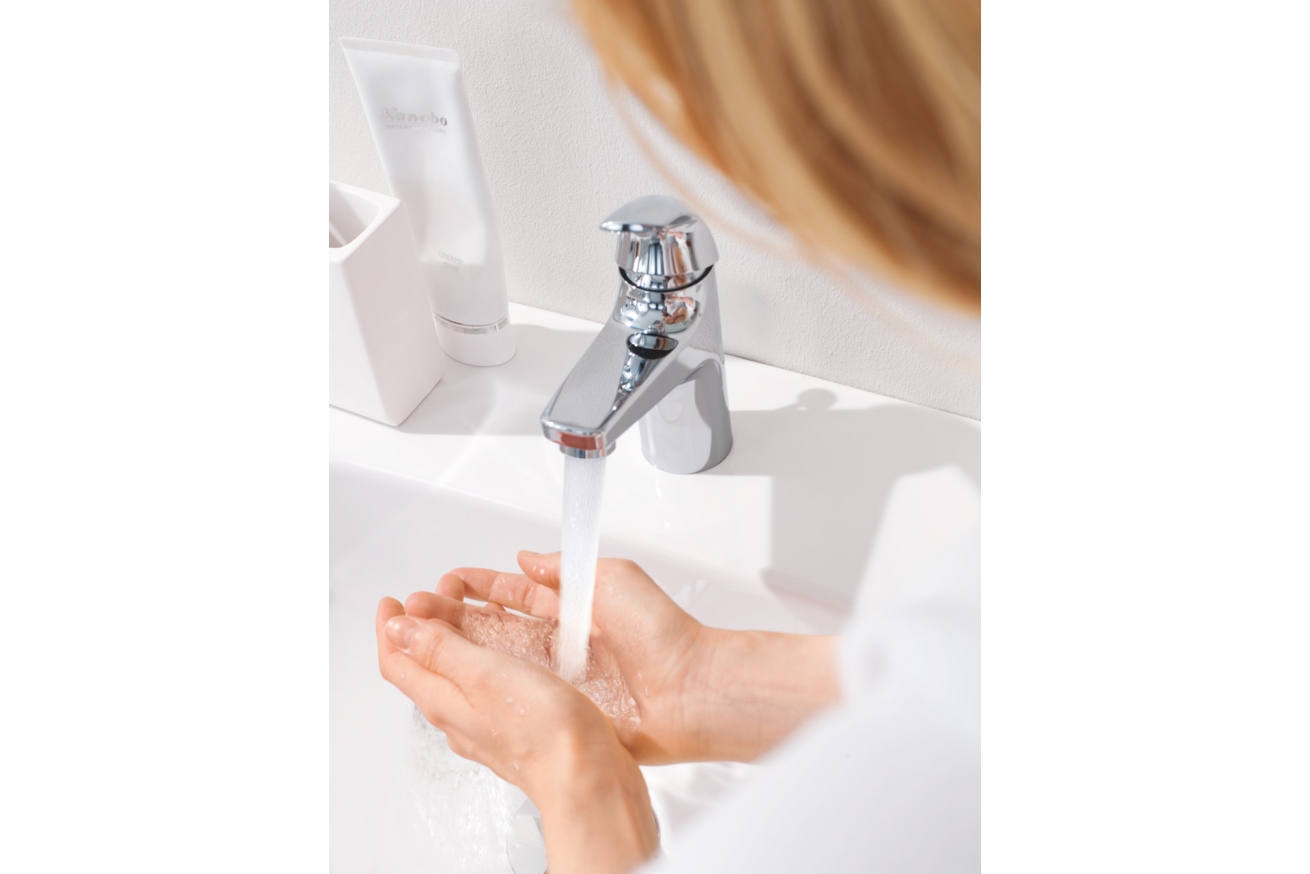 Смеситель для раковины GROHE BauCurve, хром (32805000)