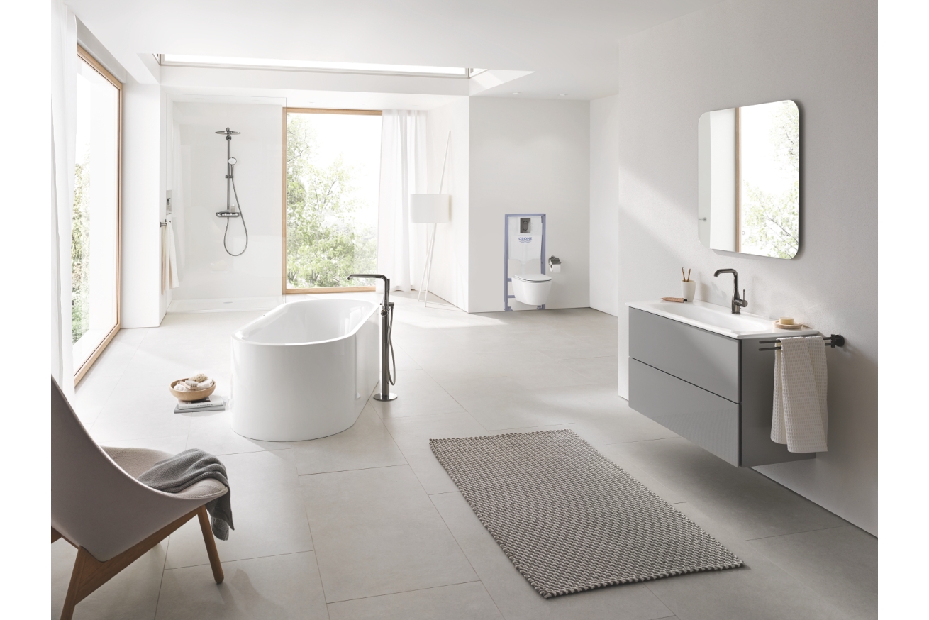 Внешняя часть смесителя для ванны GROHE Essence напольного монтажа, темный графит глянец (25248A01)
