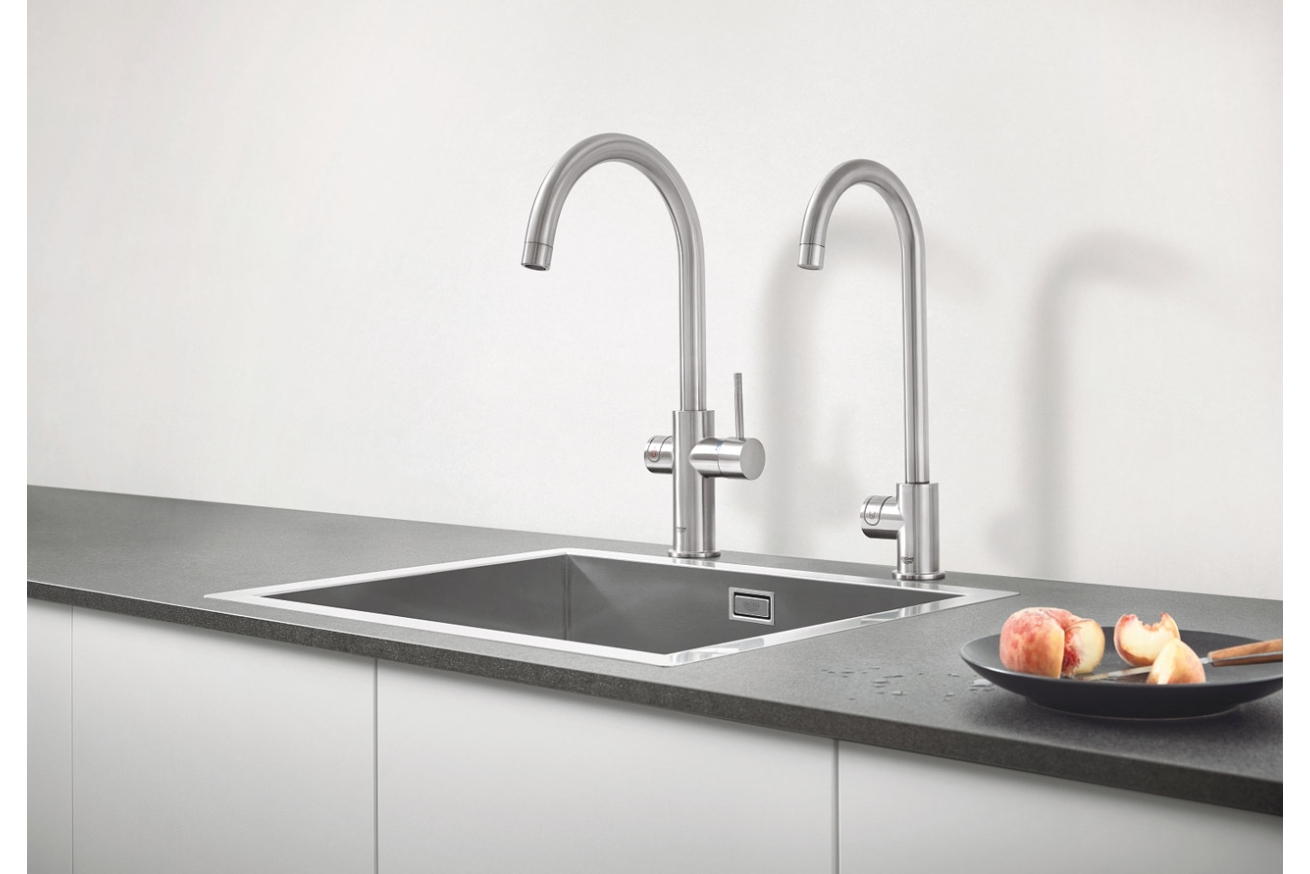 Комплект для кухни GROHE Red Duo с C-образным смесителем, бойлером L-Size и фильтром, суперсталь (30079DC1)