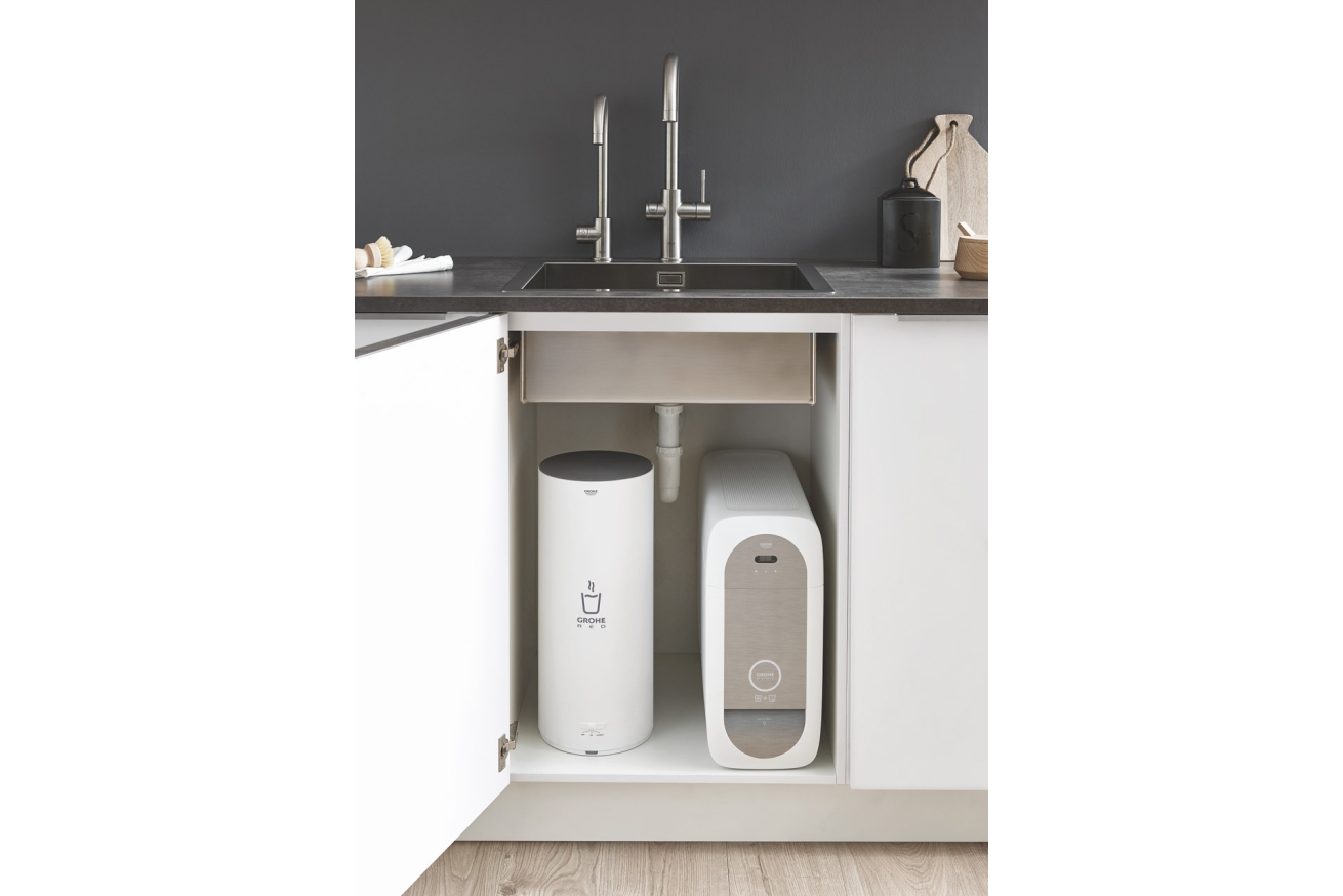 Комплект для кухни GROHE Red Duo с C-образным смесителем, бойлером L-Size и фильтром, суперсталь (30079DC1)