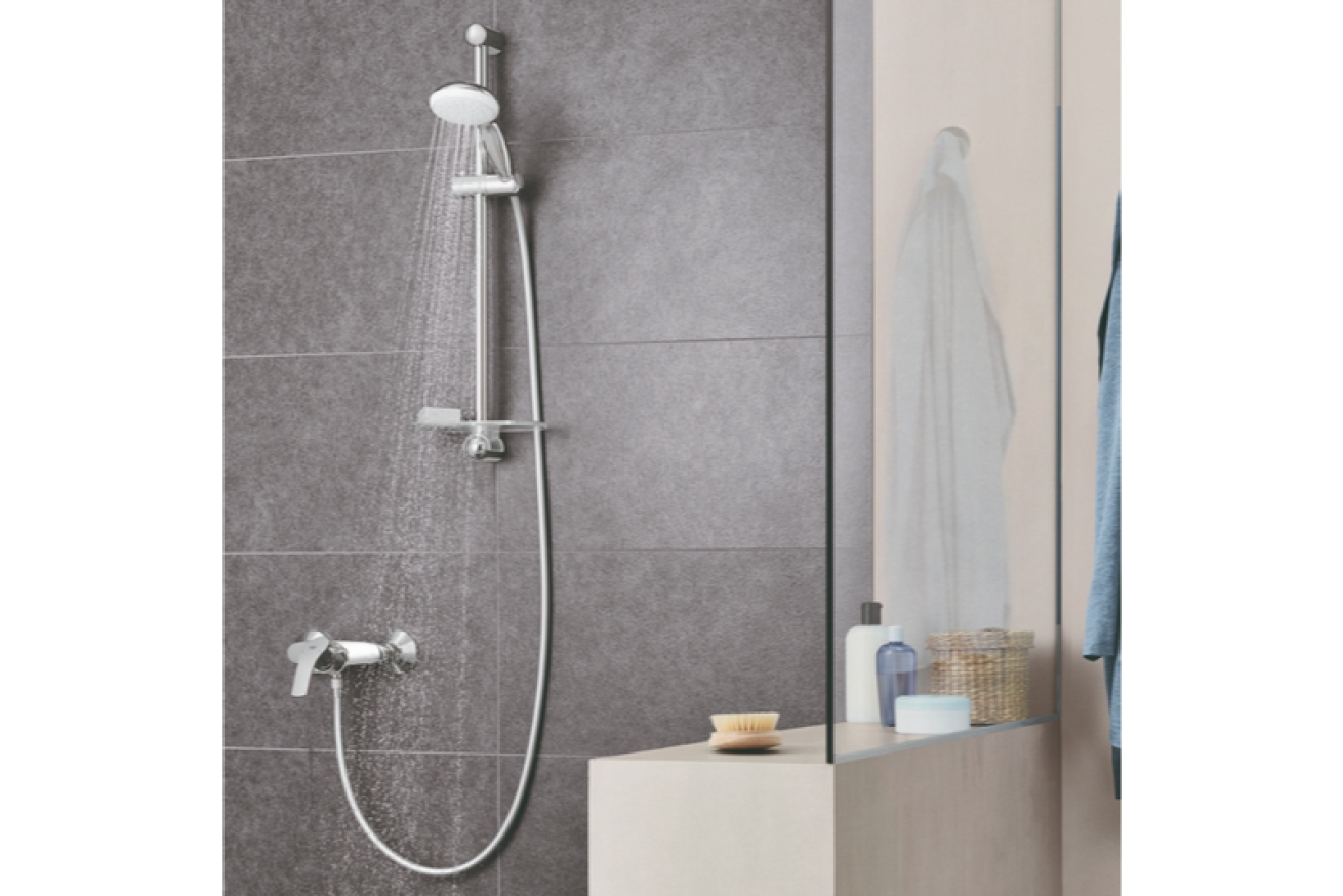 Душевой гарнитур GROHE Tempesta 110 с мыльницей, 2 режима струи, душевая штанга 600 мм, 7,4 л/мин, хром (26638003)