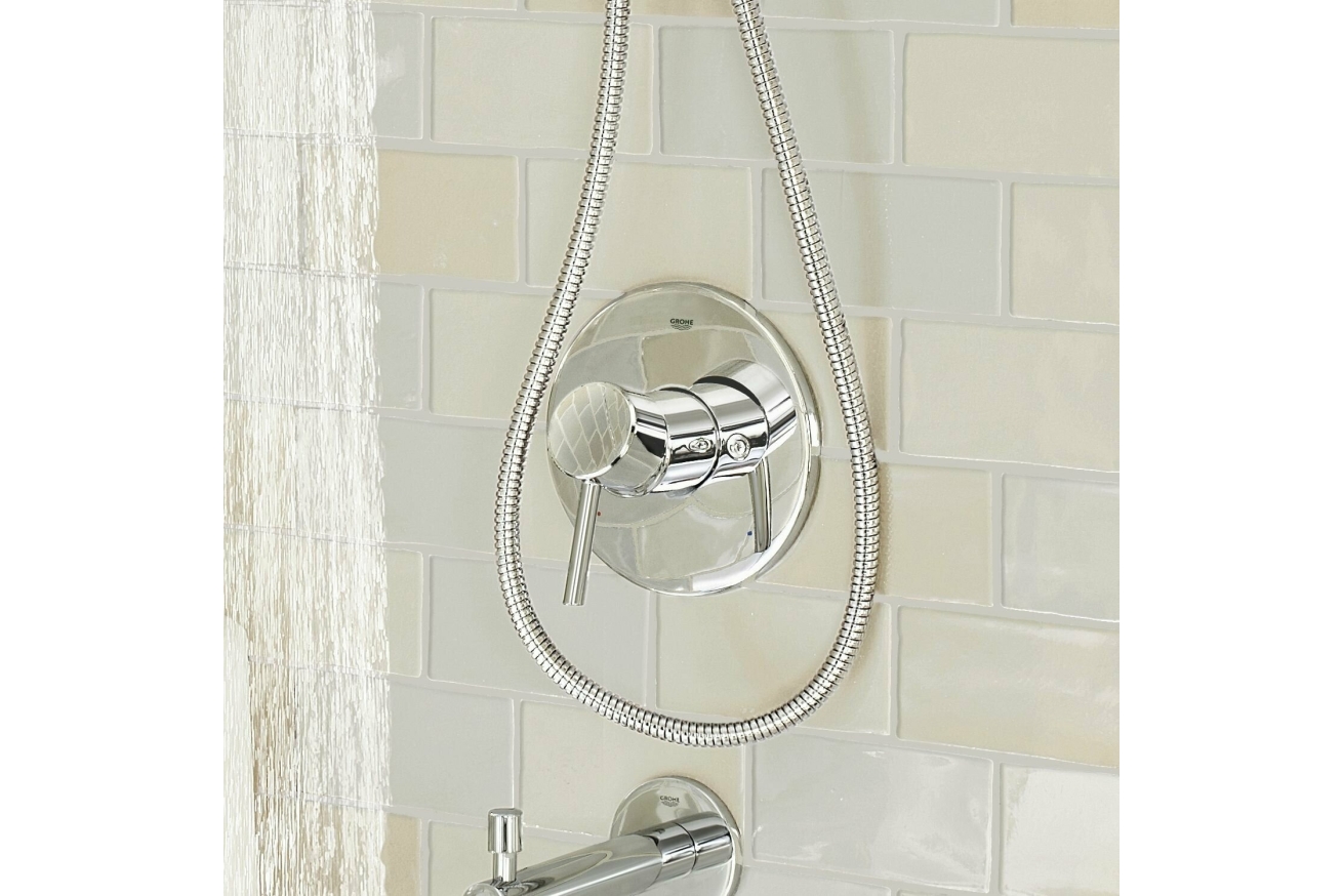 Смеситель для душа GROHE Concetto в комплекте с монтажной частью, хром (32213001)
