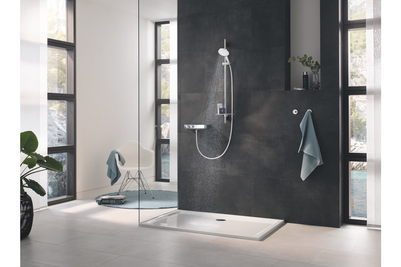 Душевой гарнитур GROHE Rainshower SmartActive 130 с мыльницей, 3 режима струи, душевая штанга 900 мм, 9,5 л/мин, белая луна (26579LS0)