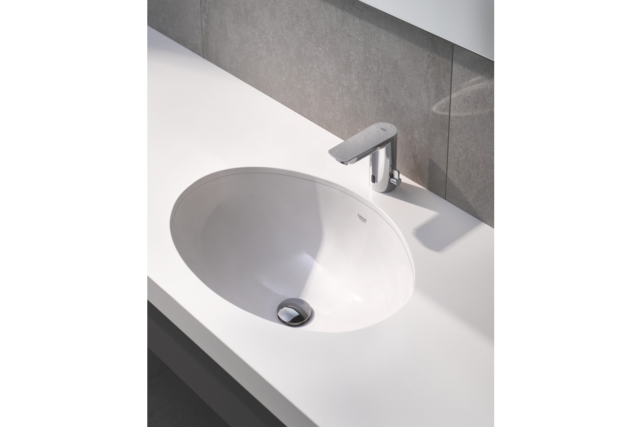 Раковина встраиваемая GROHE Bau Ceramic Universal 55 см, альпин-белый (39423000)