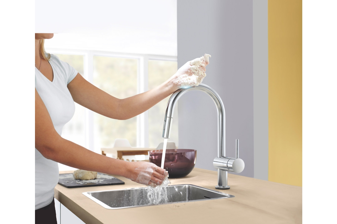 Смеситель для кухни GROHE Minta Touch сенсорный с вытяжным душем, суперсталь (31358DC2)