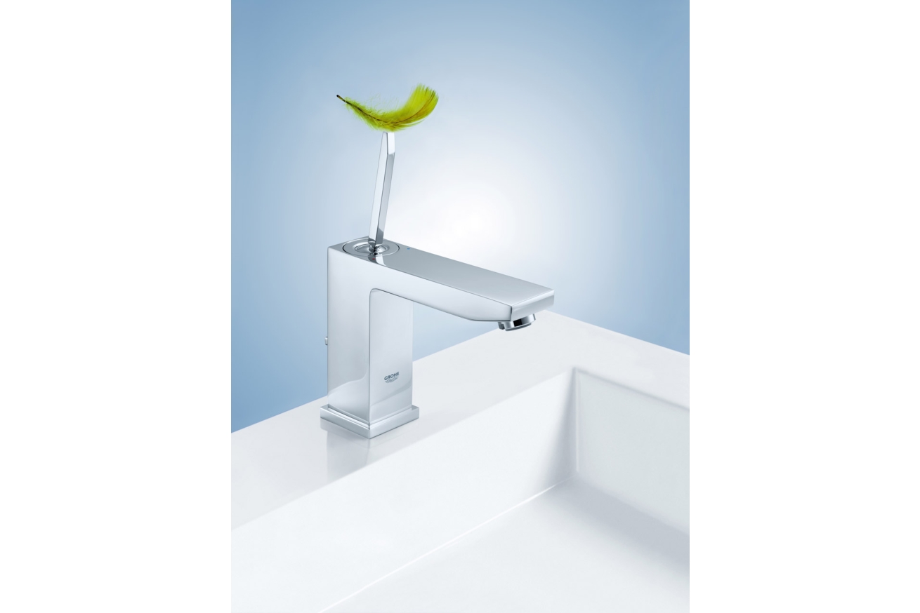 Смеситель для раковины GROHE Eurocube Joy с донным клапаном, M-size, хром (23657000)