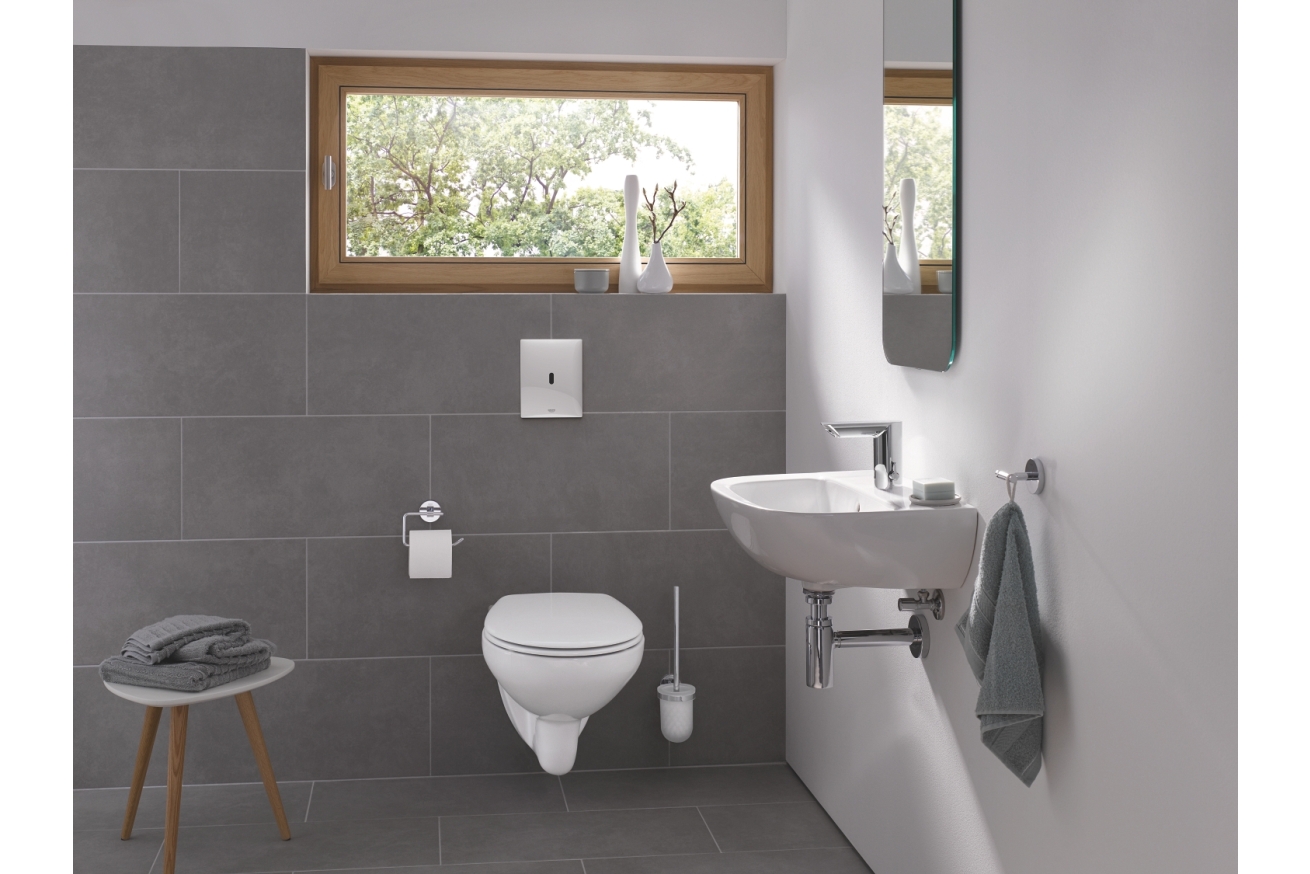 Панель смыва для унитаза GROHE Tectron Bau E инфракрасная, питание от сети 230V, хром (39881000)