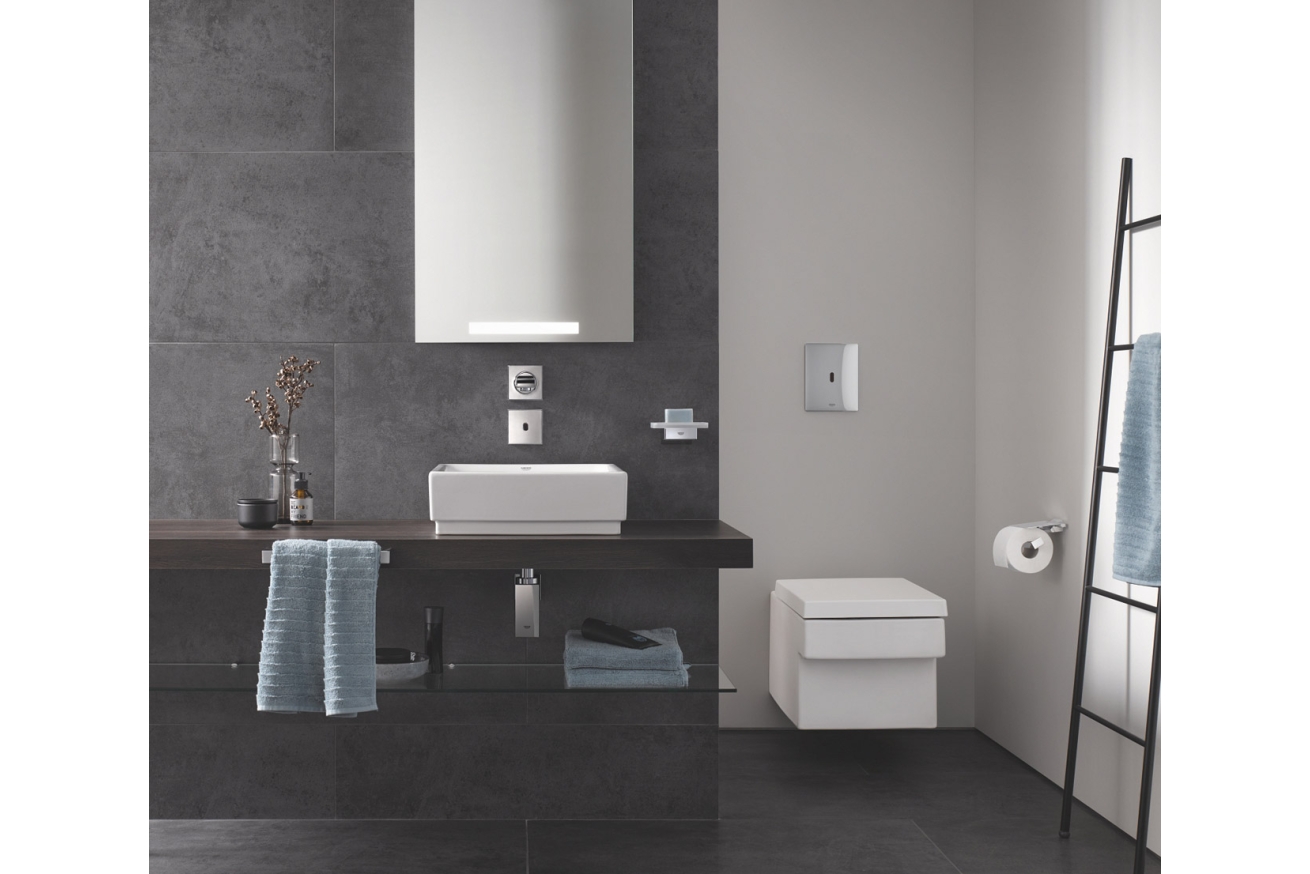 Панель смыва для унитаза GROHE Tectron Bau E инфракрасная, питание от сети 230V, хром (39881000)