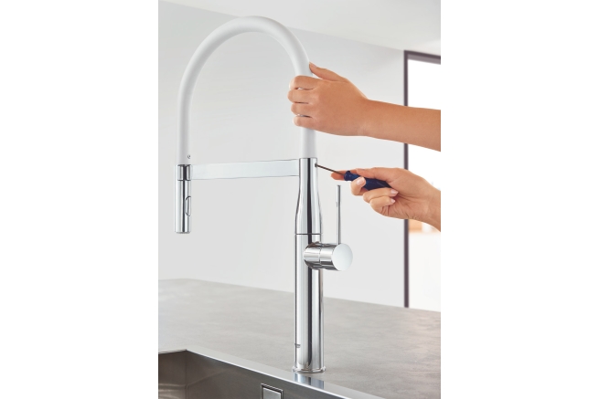 Гибкий шланг GROHE GROHFlexx для смесителя Essence, жемчужный (30321MW0)