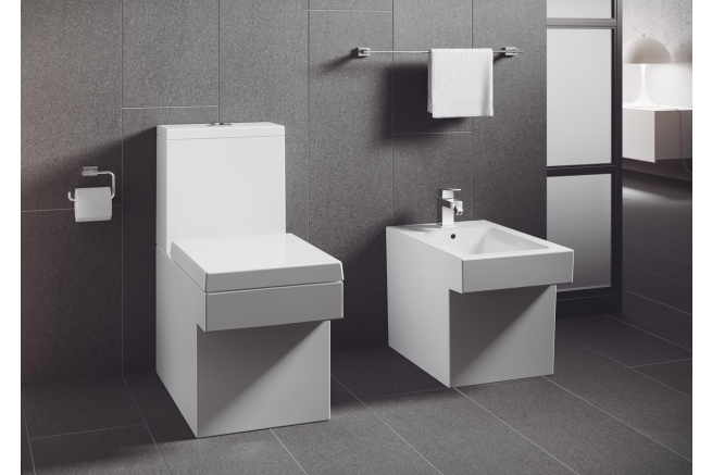 Унитаз напольный безободковый GROHE Cube Ceramic с бачком и быстросъемным сиденьем с микролифтом (NW0037)