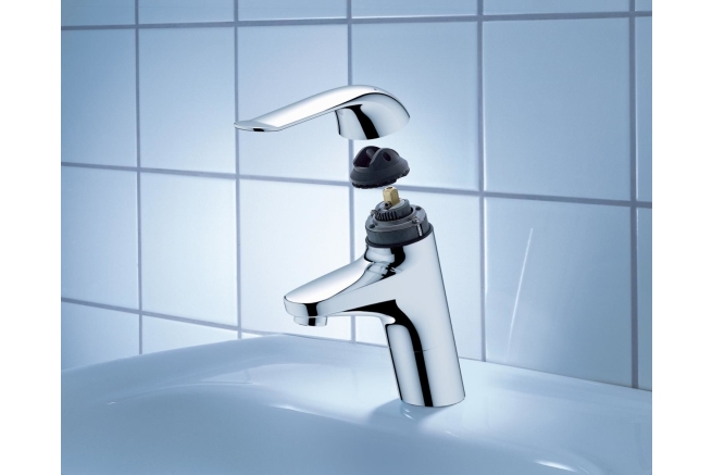 Смеситель для раковины GROHE Euroeco Special, рычаг 120 мм, хром (32765000)